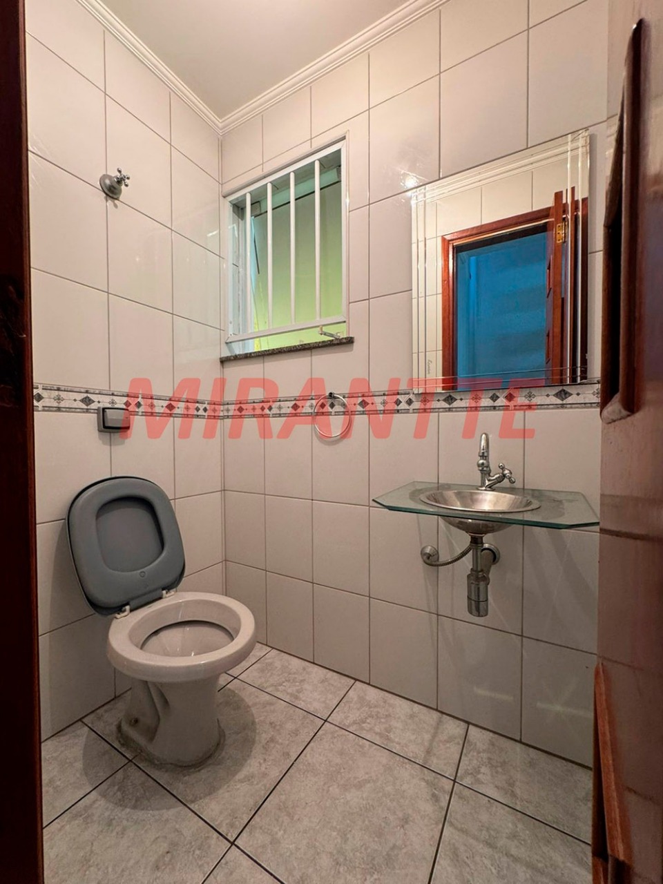 Sobrado de 93m² com 2 quartos em Jardim Mangalot