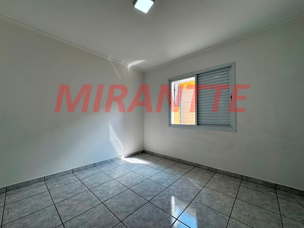 Sobrado de 93m² com 2 quartos em Jardim Mangalot