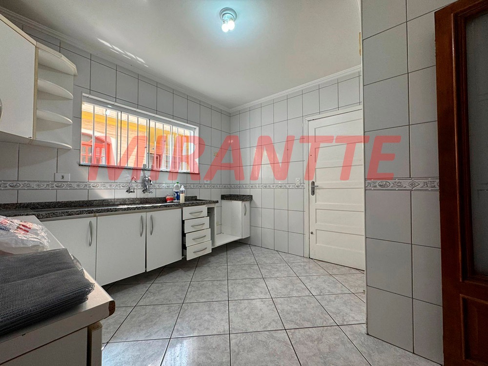 Sobrado de 93m² com 2 quartos em Jardim Mangalot