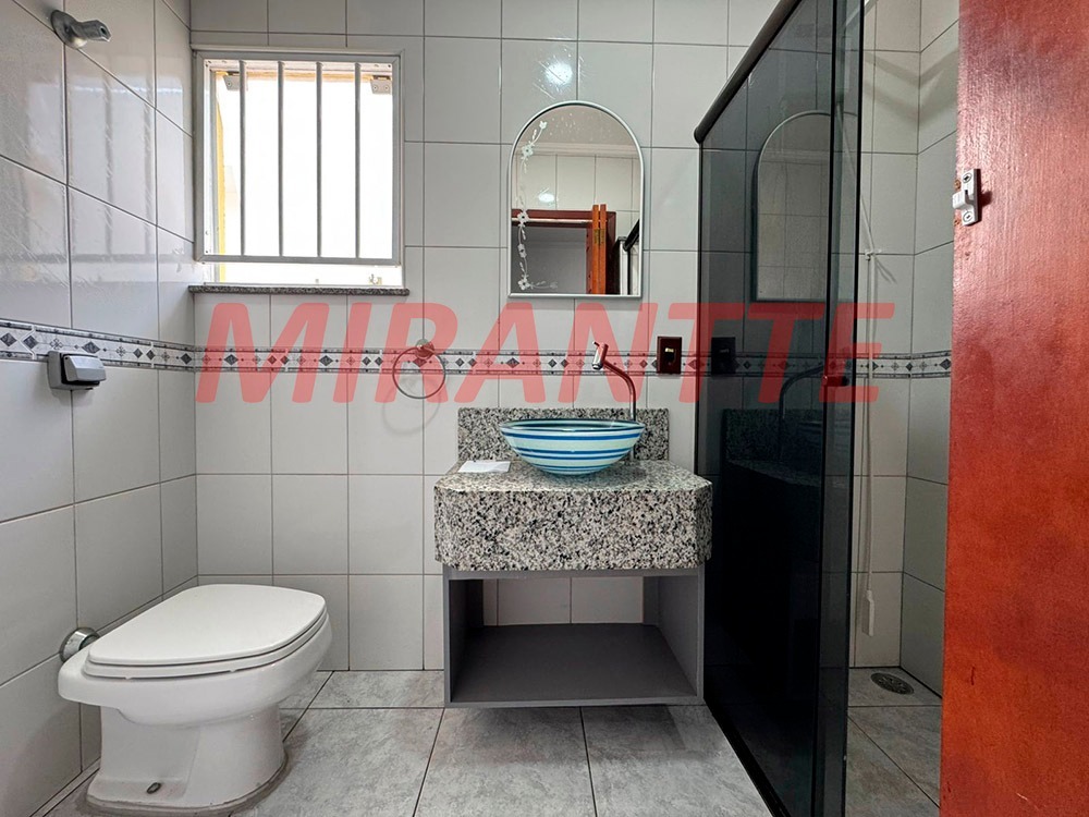 Sobrado de 93m² com 2 quartos em Jardim Mangalot