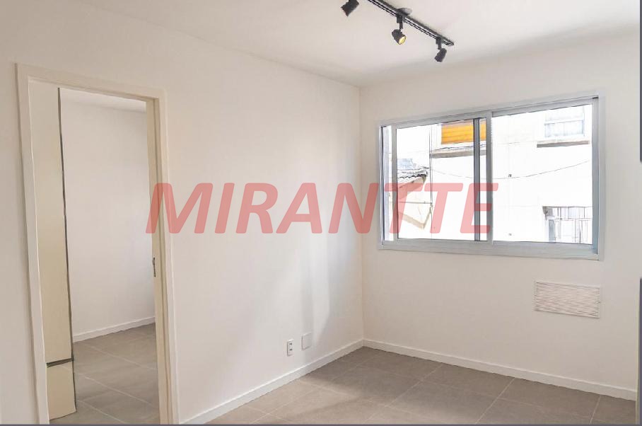 Apartamento de 35m² com 2 quartos em Bela Vista