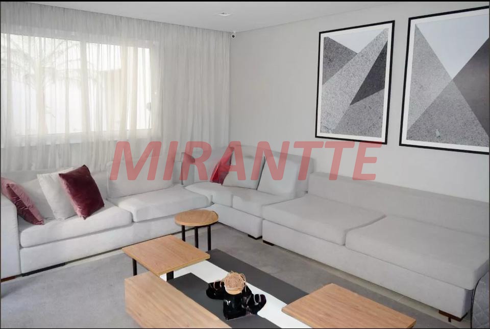 Apartamento de 35m² com 2 quartos em Bela Vista
