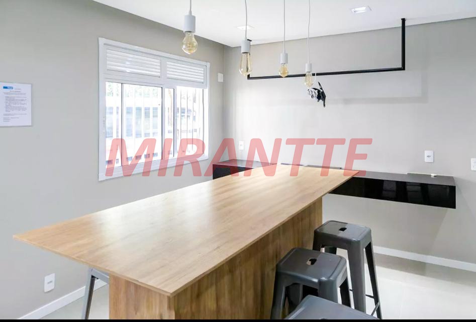 Apartamento de 35m² com 2 quartos em Bela Vista