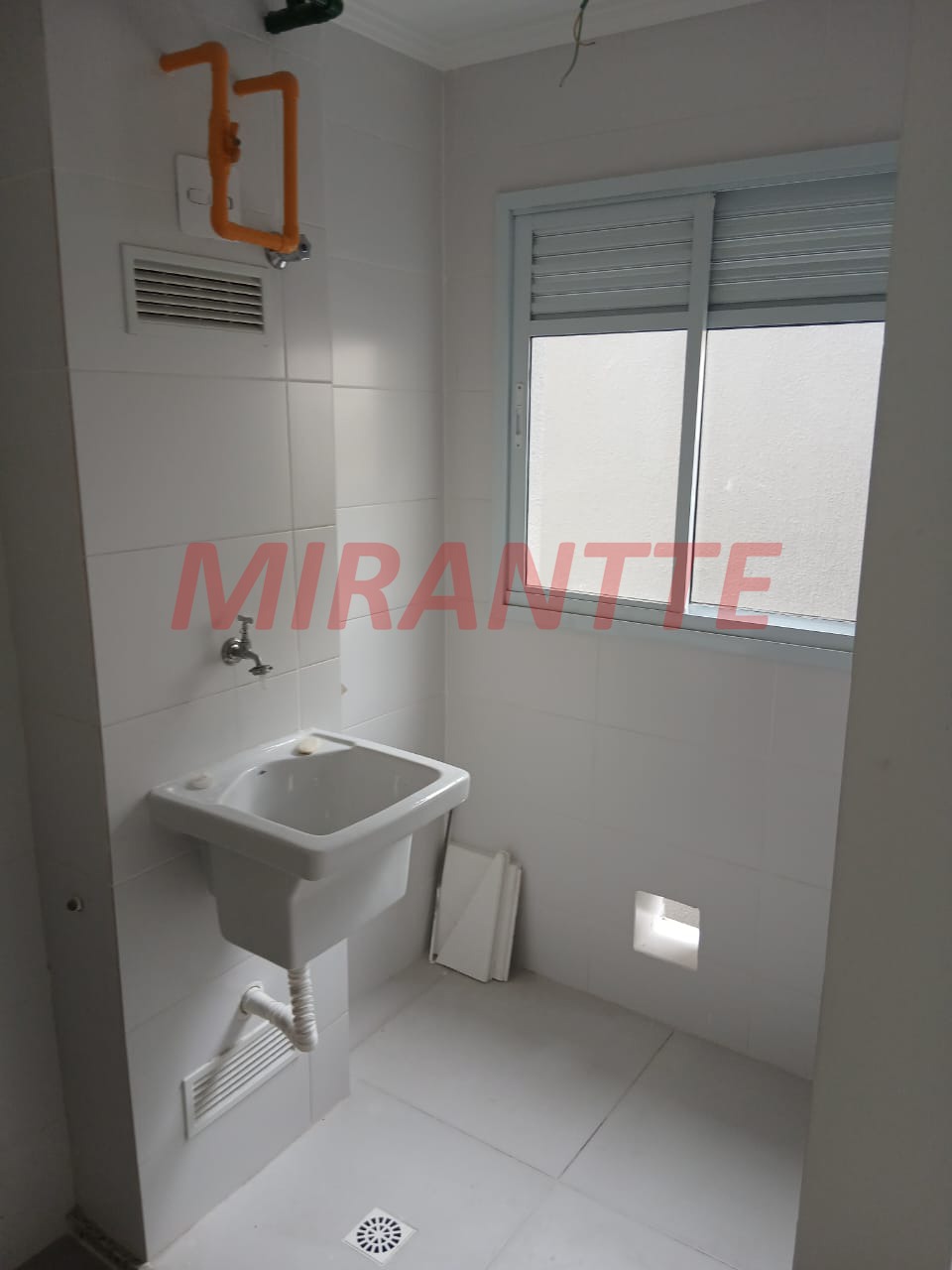 Apartamento de 40m² com 2 quartos em Santa Teresinha