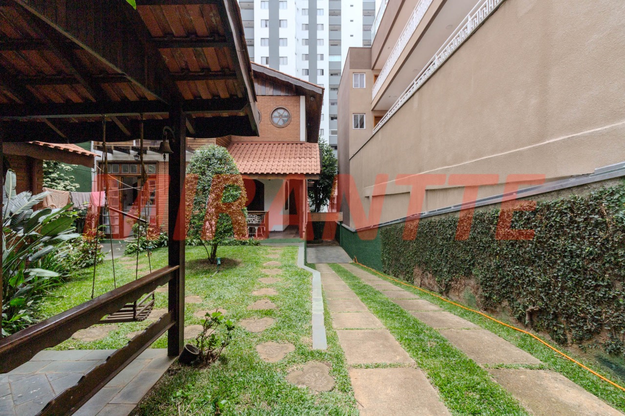Sobrado de 500m² com 3 quartos em Casa Verde