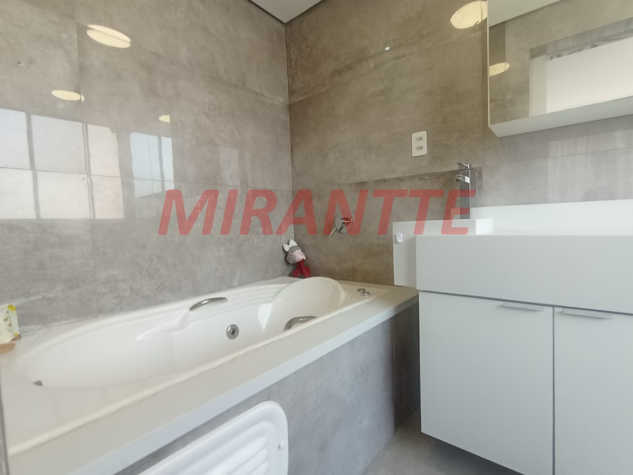 Apartamento de 112m² com 2 quartos em Santana