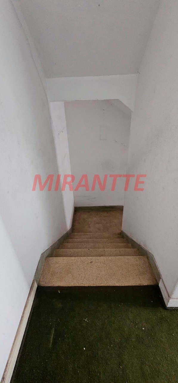 Sobrado de 200m² com 4 quartos em Santana