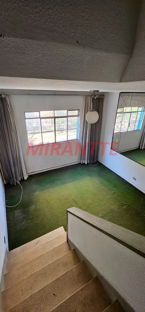 Sobrado de 200m² com 4 quartos em Santana