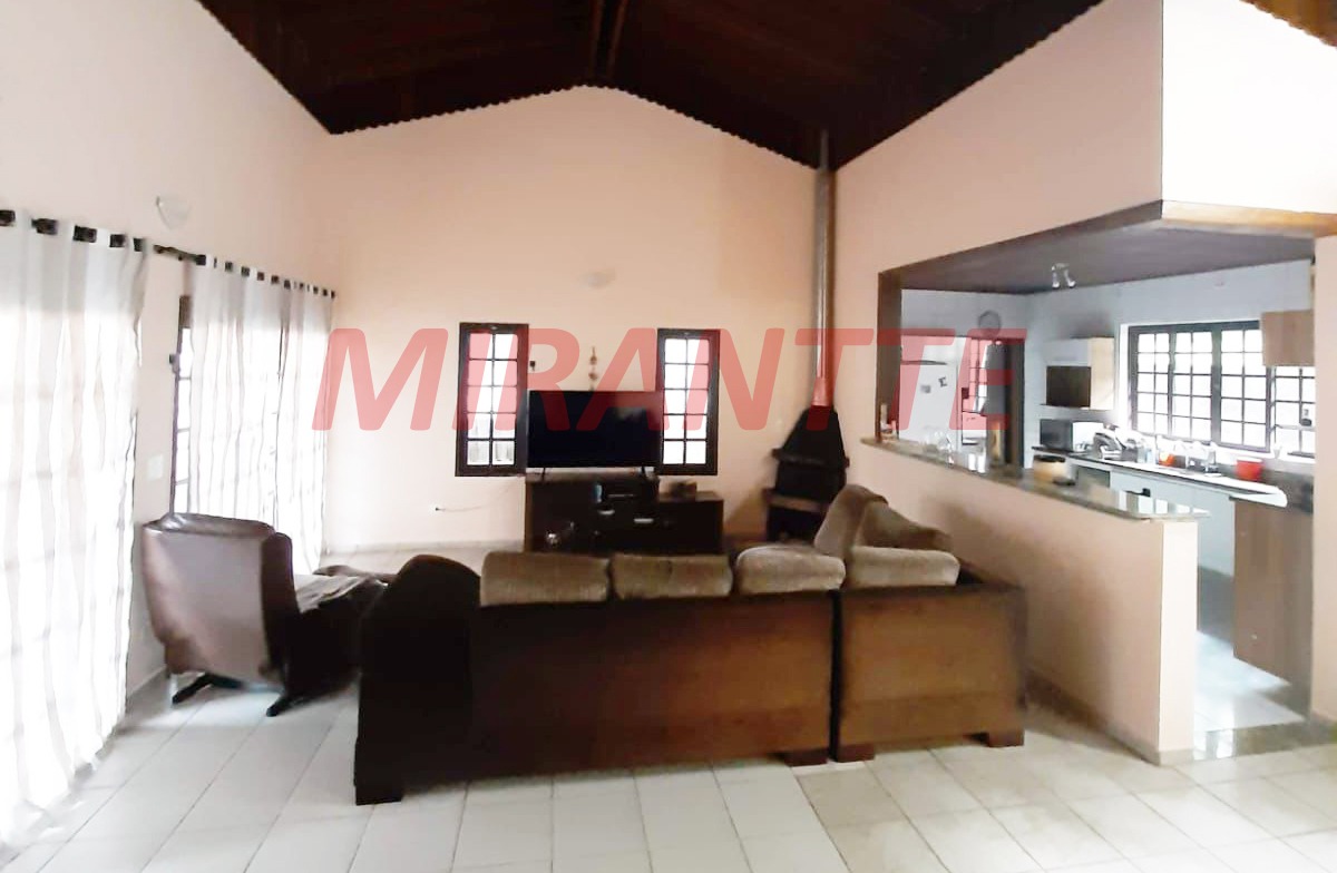 Casa terrea de 253.5m² com 3 quartos em Prince I
