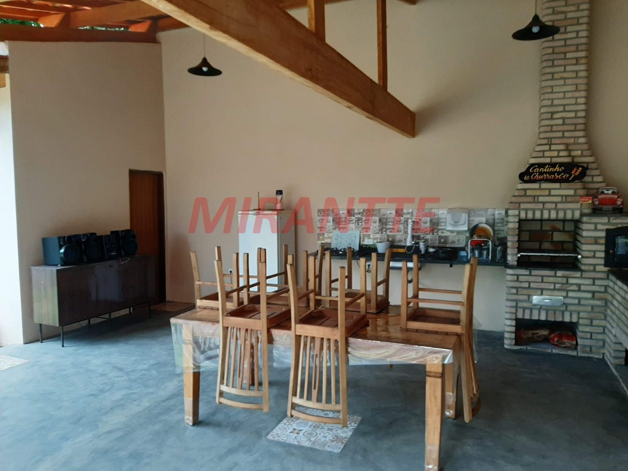 Casa terrea de 253.5m² com 3 quartos em Prince I