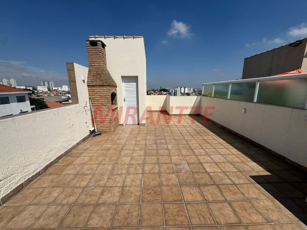 Cond. fechado de 157m² com 3 quartos em Chora Menino