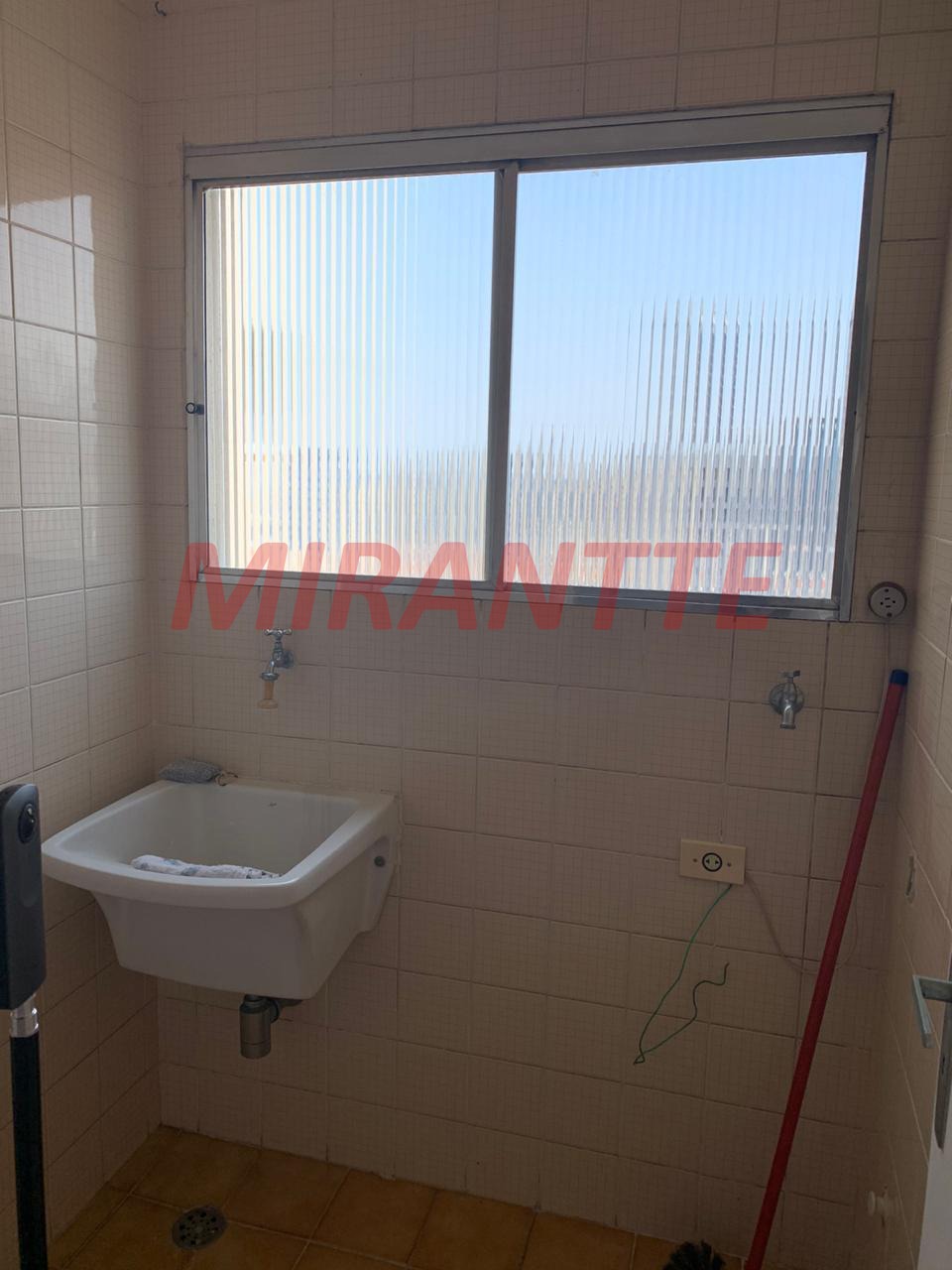 Apartamento de 59m² com 2 quartos em Santana