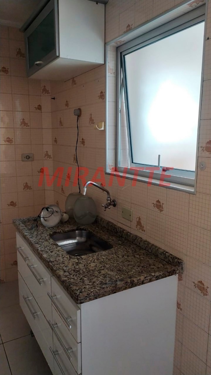 Apartamento de 62m² com 2 quartos em Água Fria