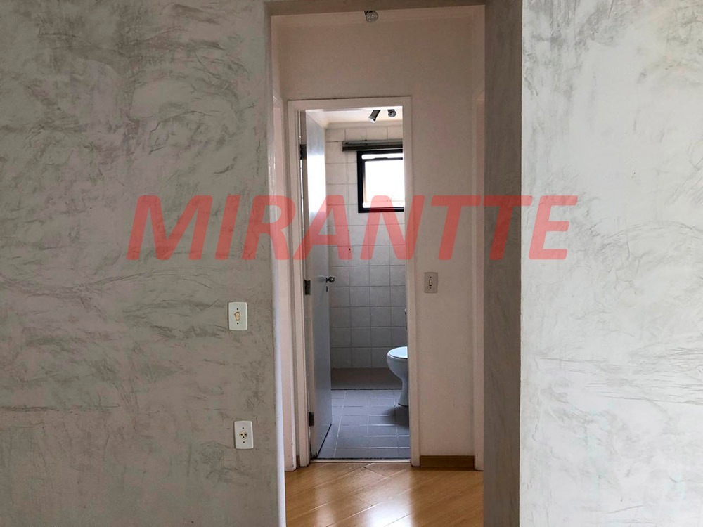 Apartamento de 62m² com 2 quartos em Santa Terezinha