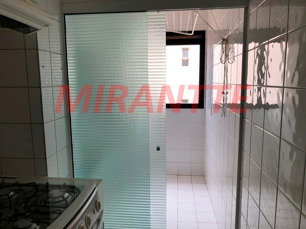 Apartamento de 62m² com 2 quartos em Santa Terezinha