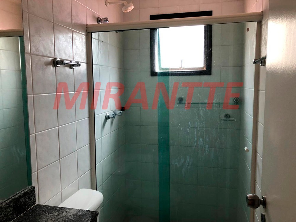 Apartamento de 62m² com 2 quartos em Santa Terezinha