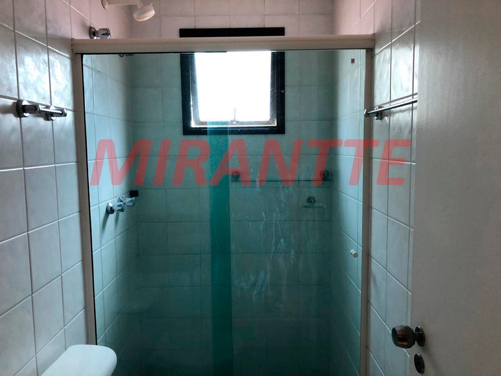 Apartamento de 62m² com 2 quartos em Santa Terezinha