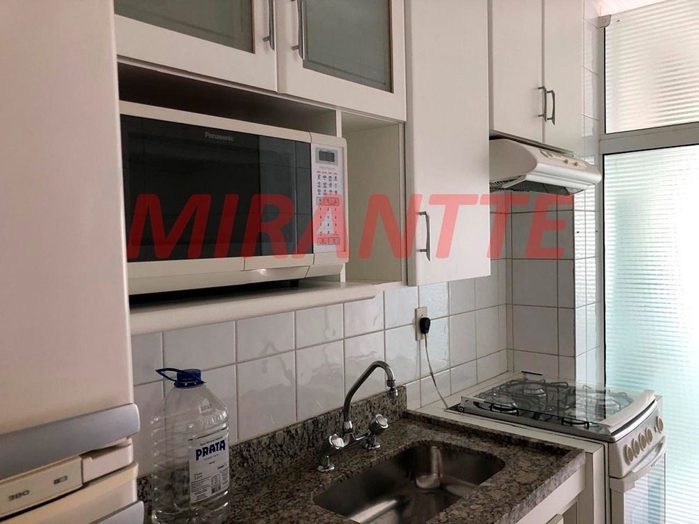 Apartamento de 62m² com 2 quartos em Santa Terezinha