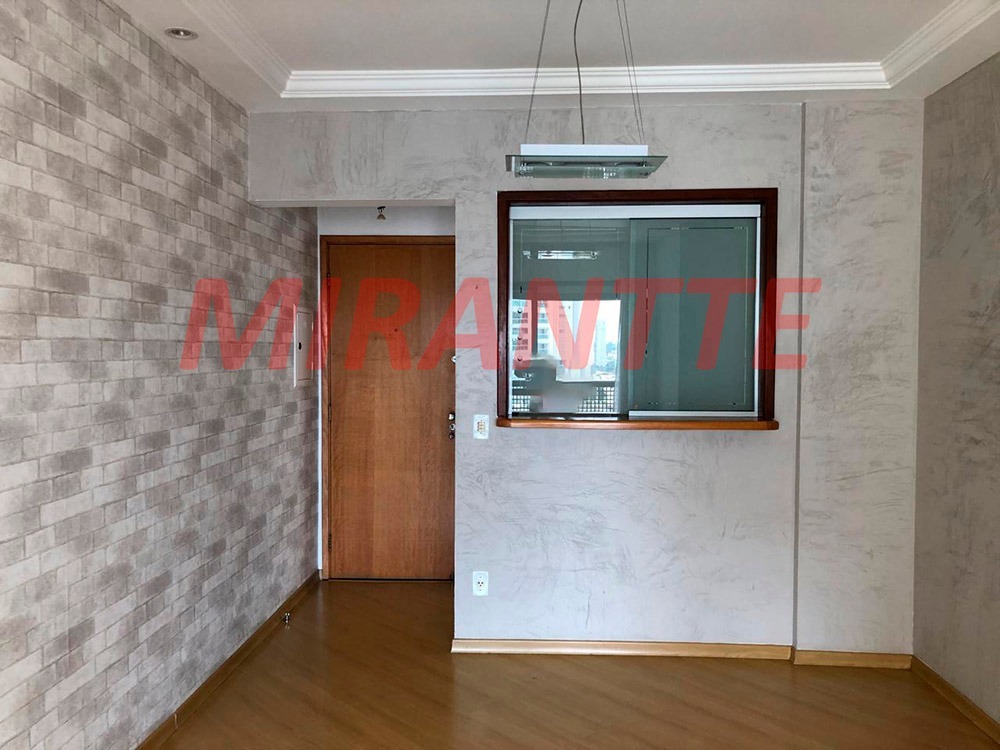 Apartamento de 62m² com 2 quartos em Santa Terezinha