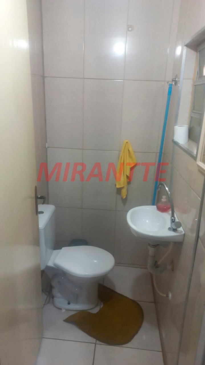 Sobrado de 260m² com 6 quartos em Jardim Hebrom