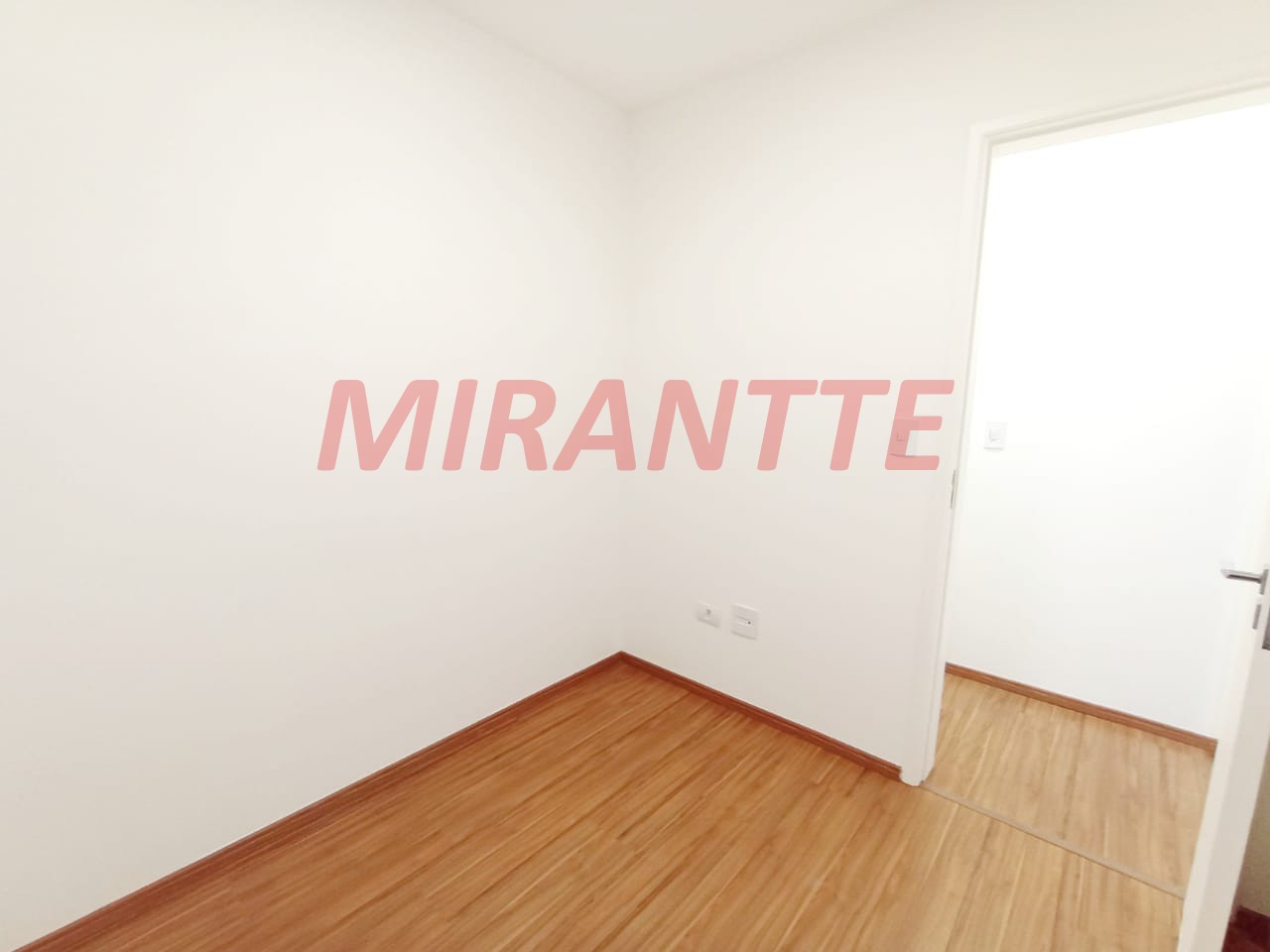 Apartamento de 50m² com 2 quartos em Vila Aurora (Zona Norte)