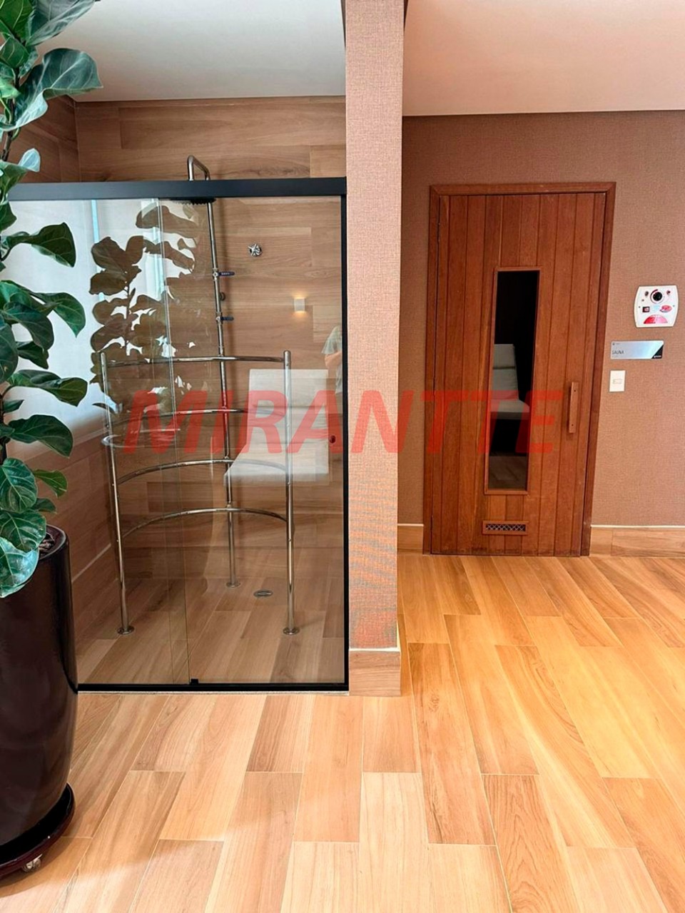 Apartamento de 120m² com 2 quartos em Parque Sao Jorge