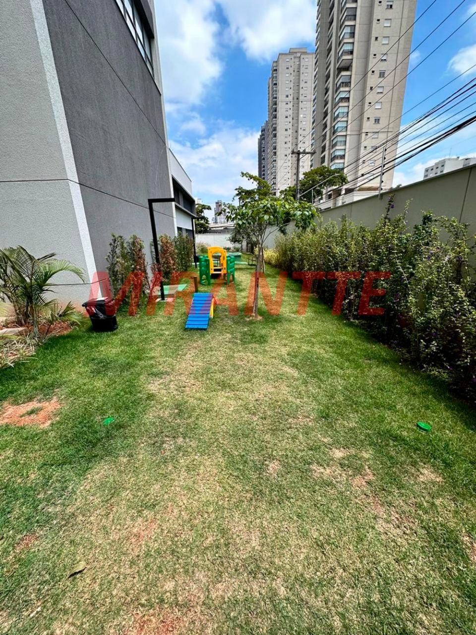 Apartamento de 120m² com 2 quartos em Parque Sao Jorge