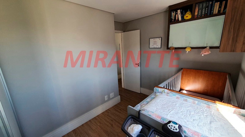 Apartamento de 50m² com 2 quartos em Parque Reboucas