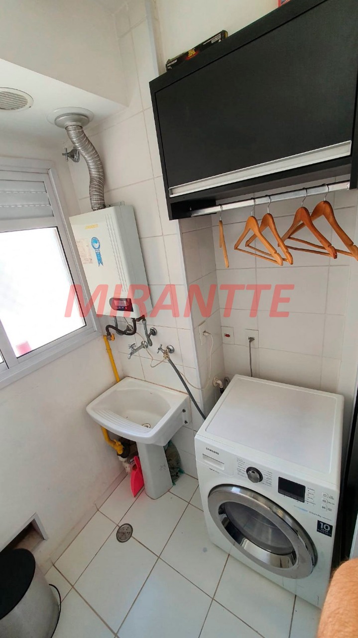 Apartamento de 50m² com 2 quartos em Parque Reboucas