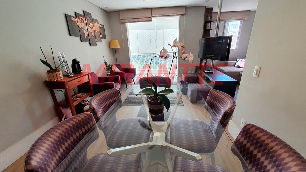 Apartamento de 50m² com 2 quartos em Parque Reboucas