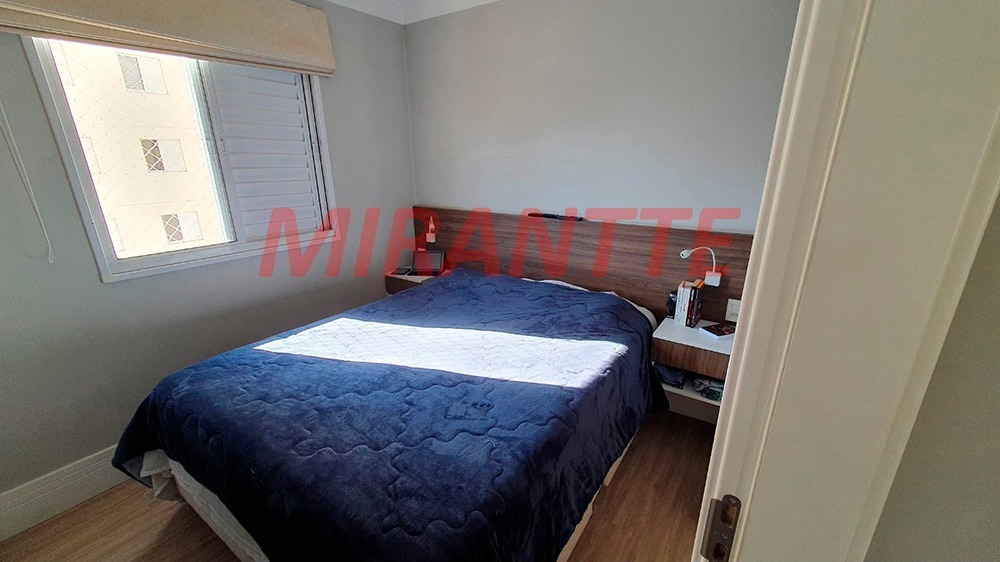 Apartamento de 50m² com 2 quartos em Parque Reboucas