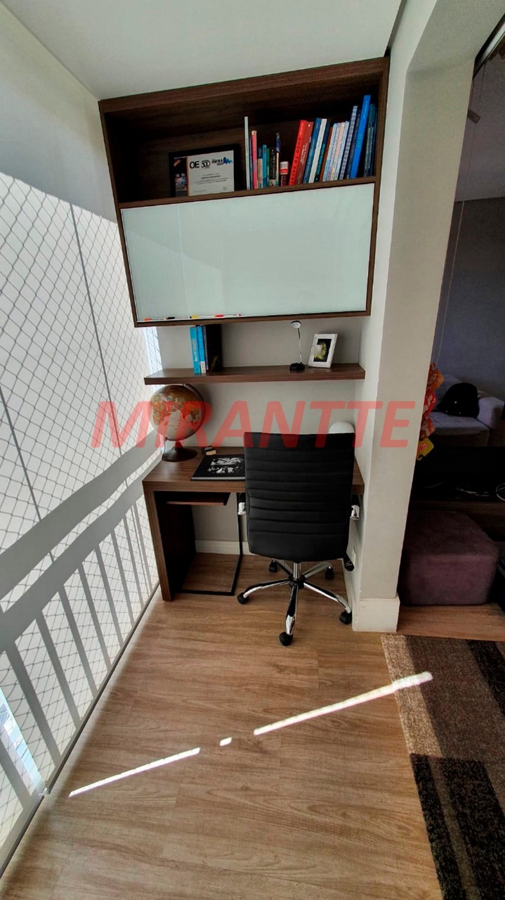 Apartamento de 50m² com 2 quartos em Parque Reboucas