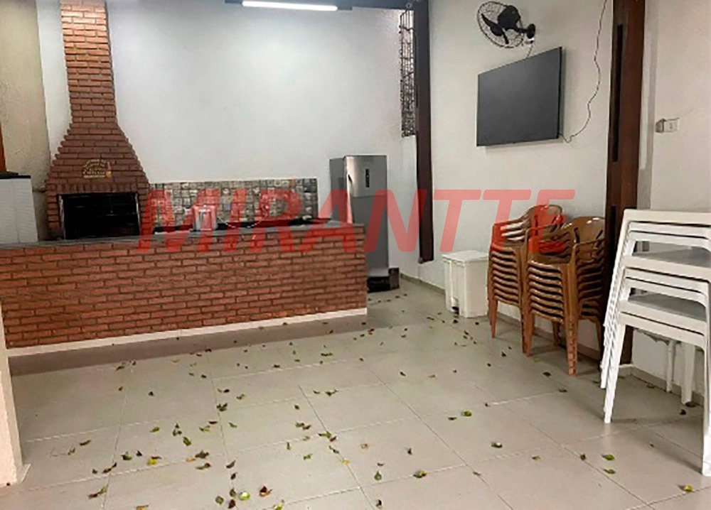 Cond. fechado de 60m² com 2 quartos em Vila Santos