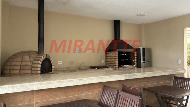 Apartamento de 120m² com 3 quartos em Santa Teresinha