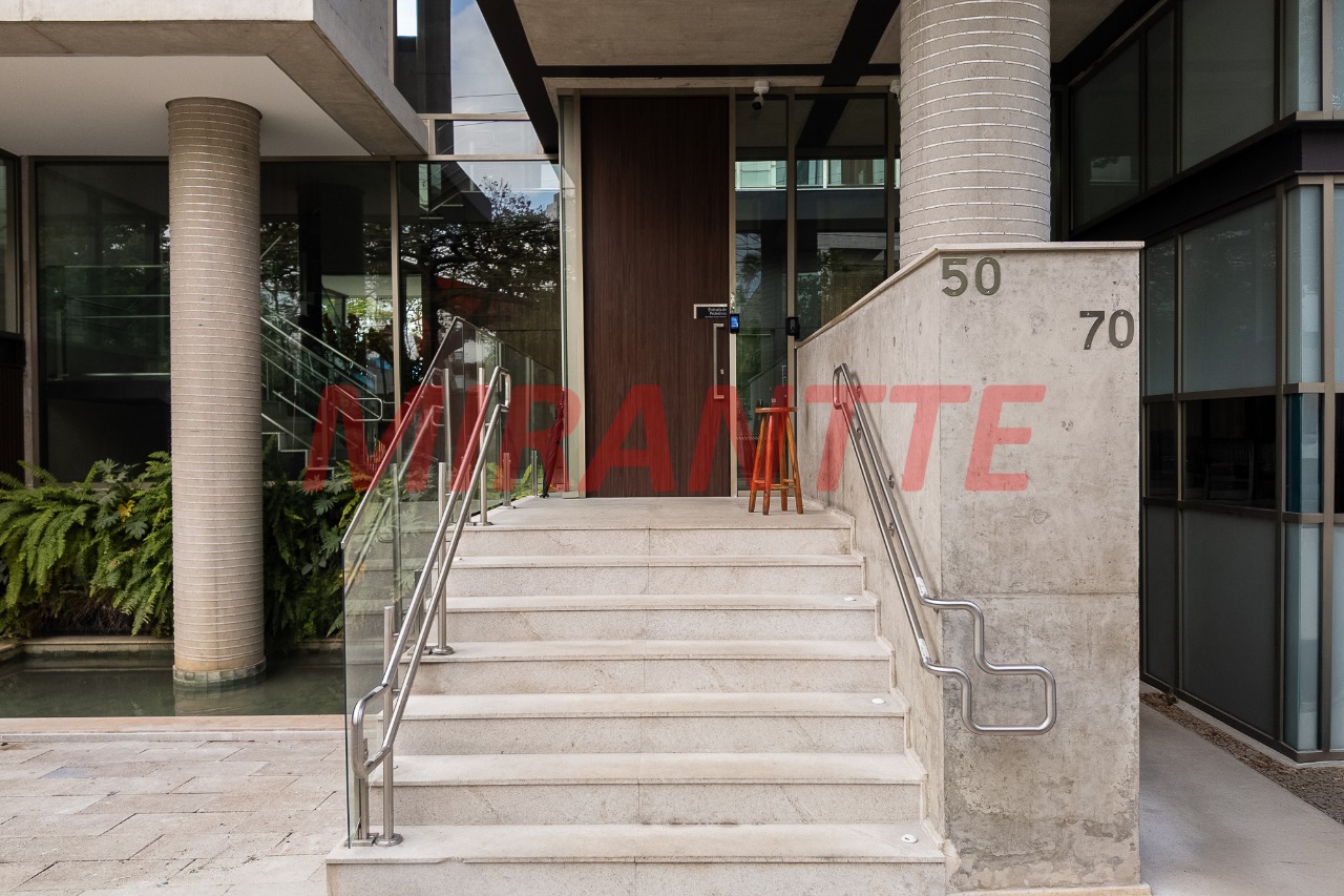 Apartamento de 231m² com 3 quartos em Vila Olimpia