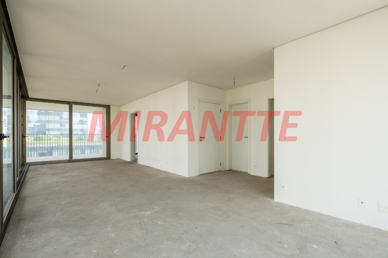 Apartamento de 231m² com 3 quartos em Vila Olimpia
