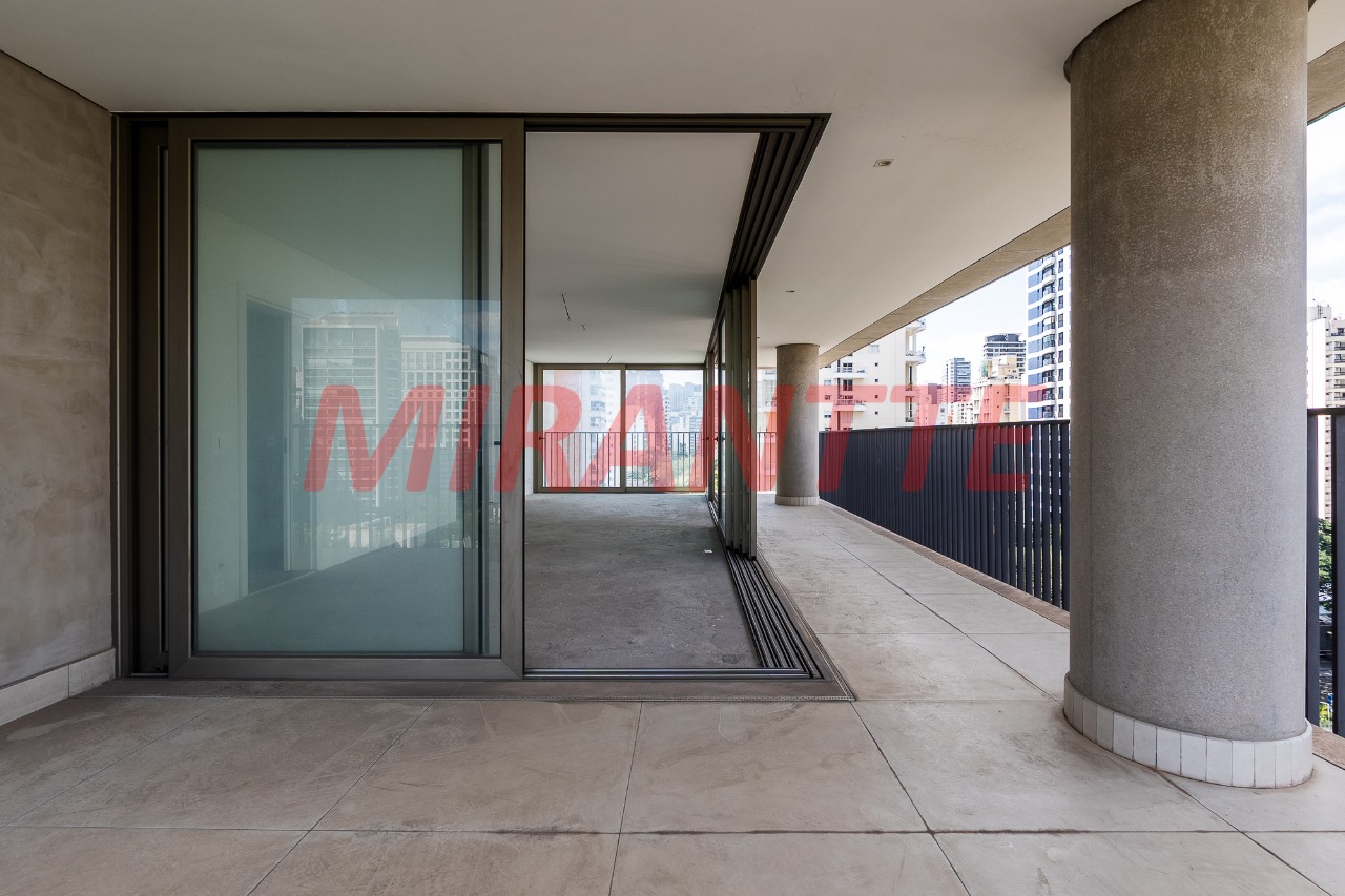 Apartamento de 231m² com 3 quartos em Vila Olimpia