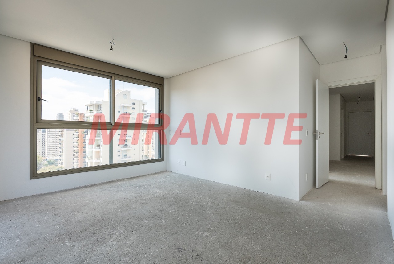 Apartamento de 231m² com 3 quartos em Vila Olimpia