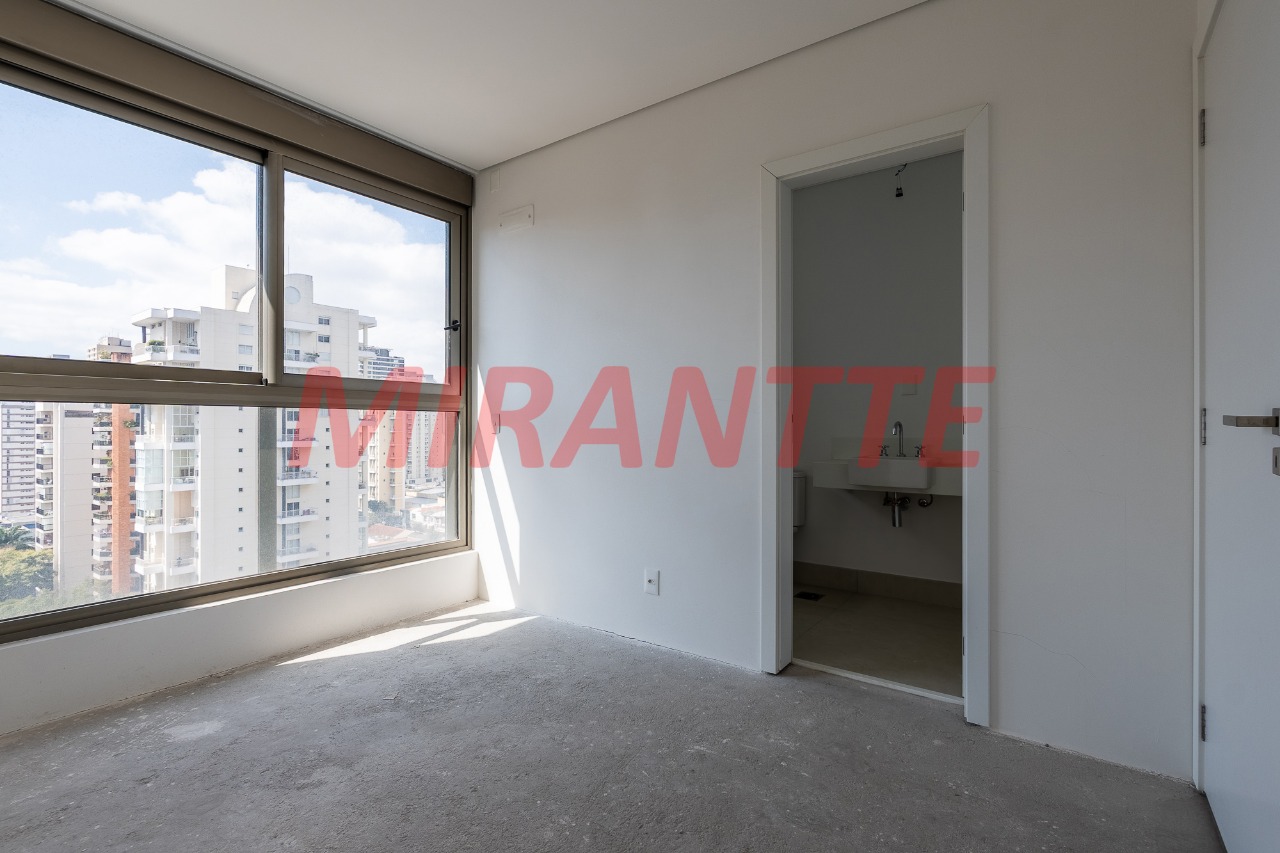 Apartamento de 231m² com 3 quartos em Vila Olimpia