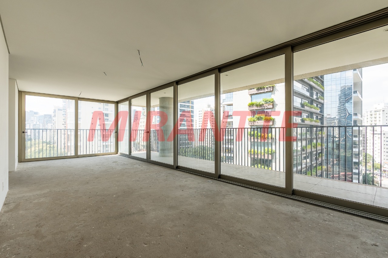 Apartamento de 231m² com 3 quartos em Vila Olimpia