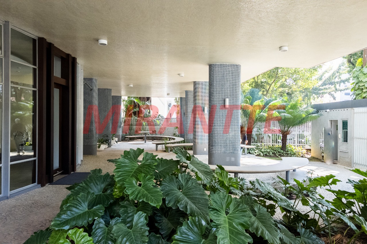 Apartamento de 466m² com 5 quartos em Higienópolis