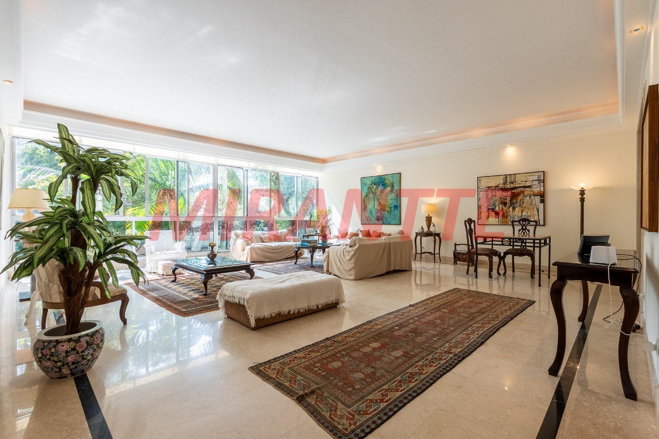 Apartamento de 466m² com 5 quartos em Higienópolis