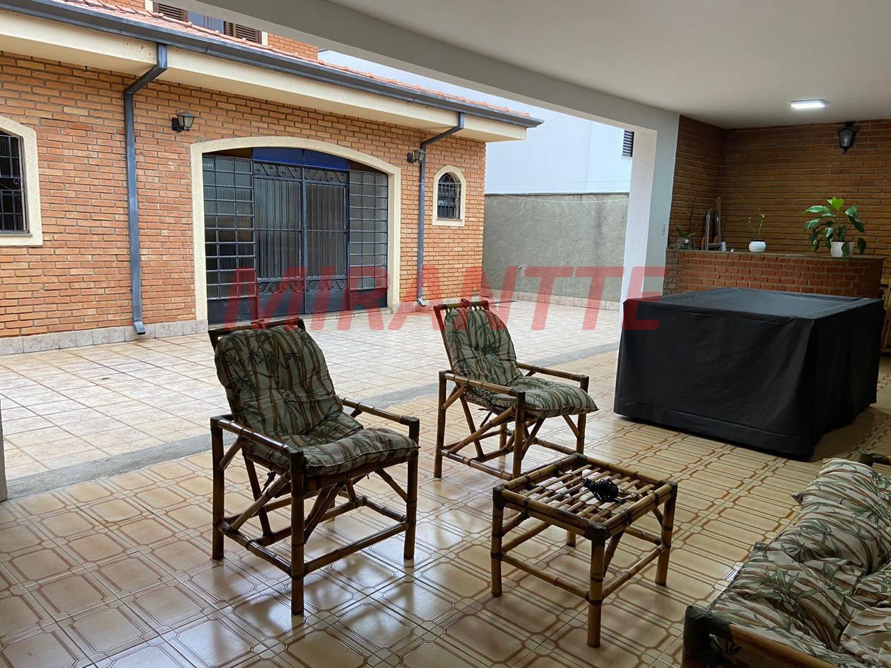 Sobrado de 316m² com 4 quartos em Palmas Do Tremembé