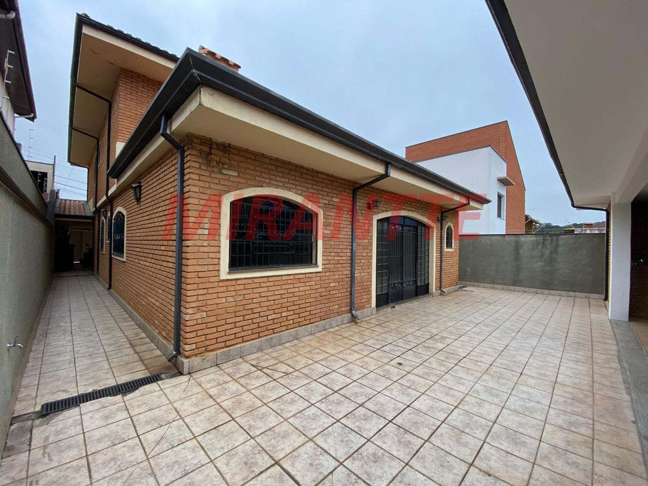 Sobrado de 316m² com 4 quartos em Palmas Do Tremembé