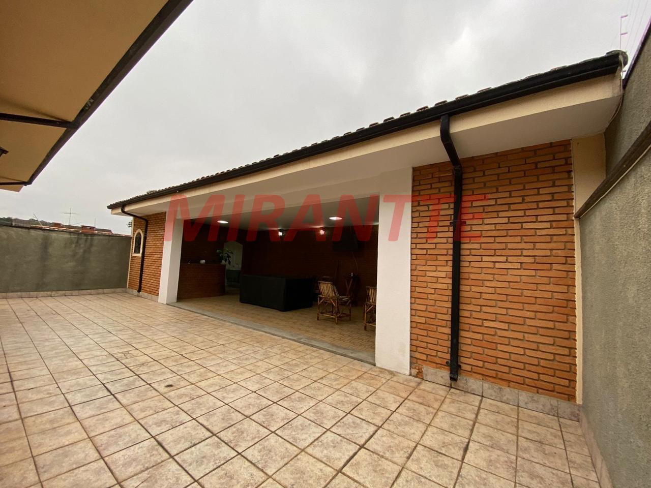 Sobrado de 316m² com 4 quartos em Palmas Do Tremembé