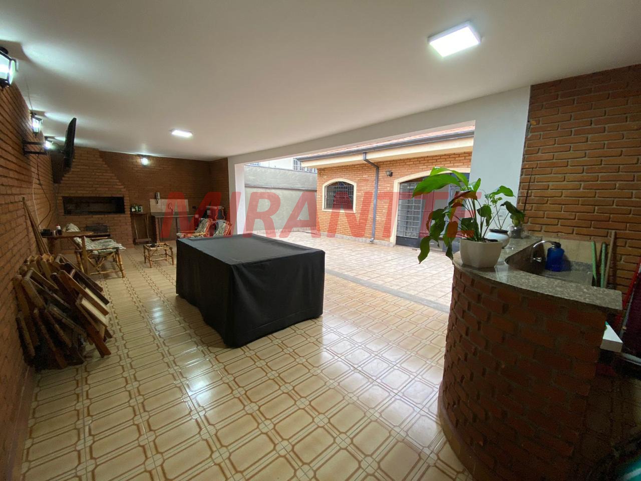 Sobrado de 316m² com 4 quartos em Palmas Do Tremembé