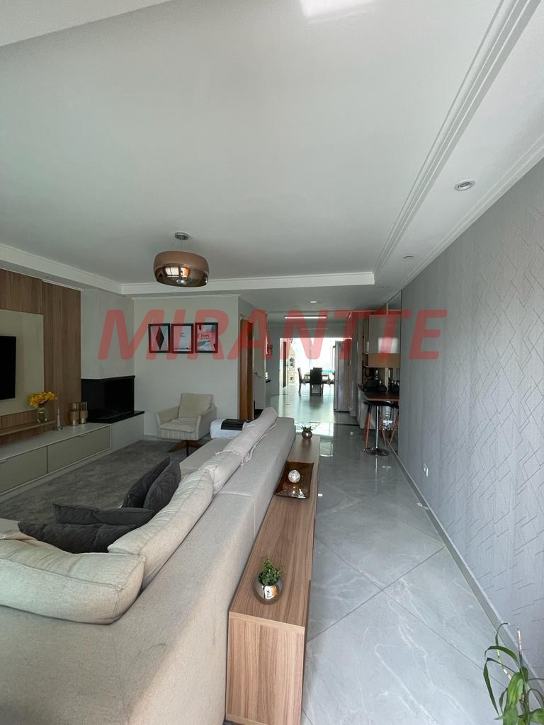 Sobrado de 185m² com 3 quartos em Mandaqui