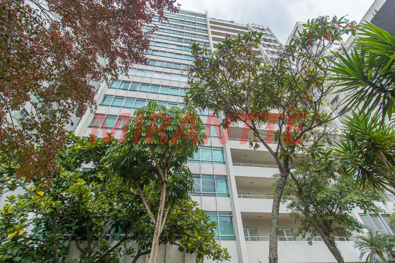 Apartamento de 452m² com 4 quartos em Higienópolis