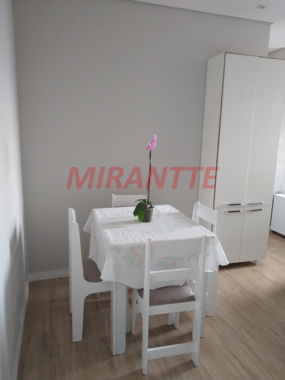 Apartamento de 41m² com 2 quartos em Vila Nova Cachoeirinha