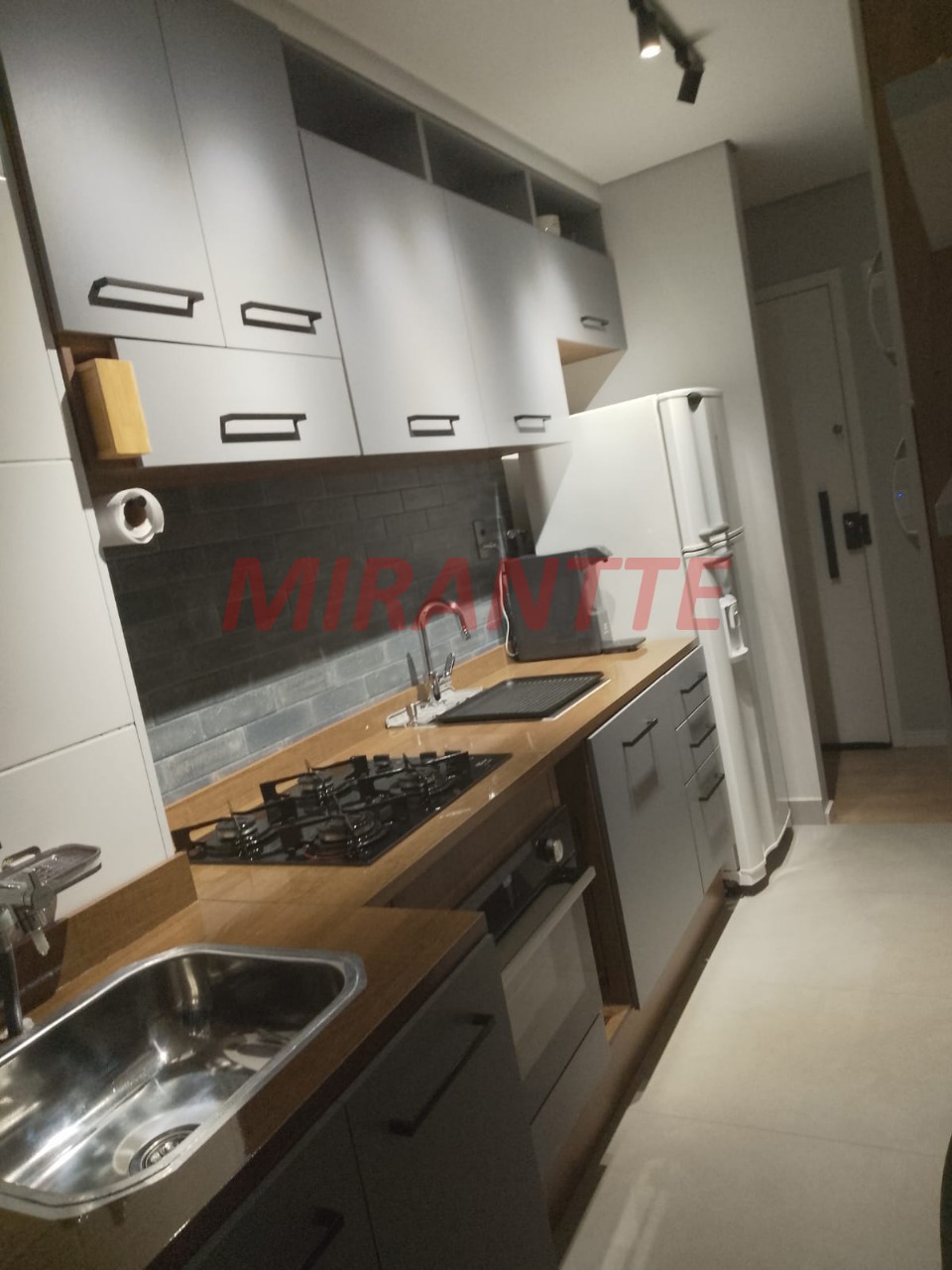 Apartamento de 41m² com 2 quartos em Vila Nova Cachoeirinha